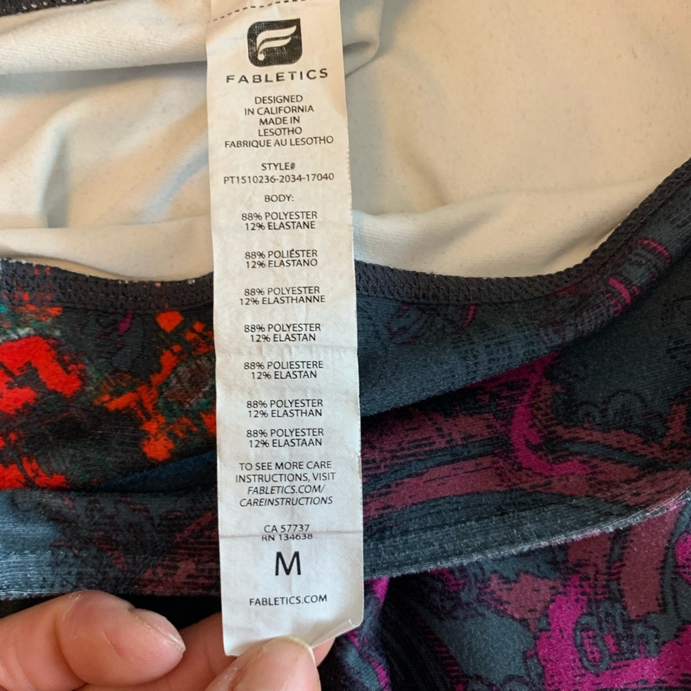 Fabletics Athletic Capris - Picture 5 of 13
